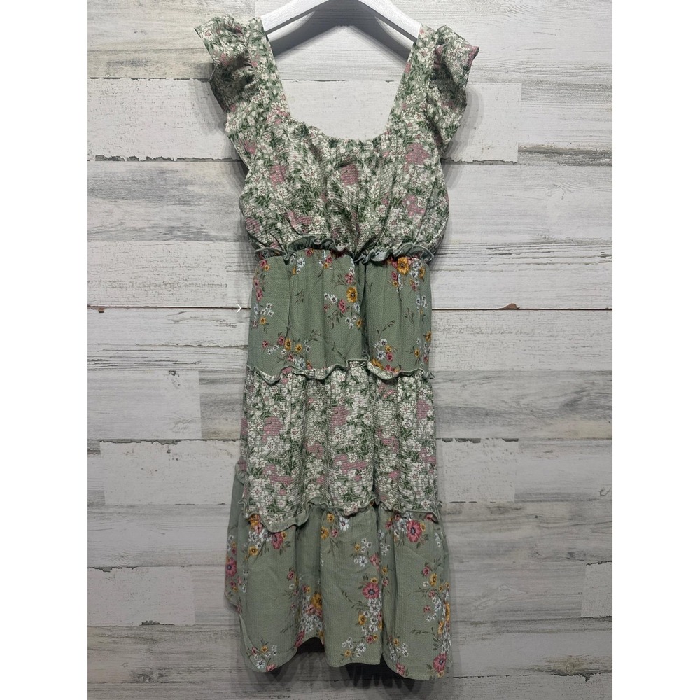Speechless Floral Tiered Dress Girls 14 Sage Green Ruffle Smocked EUC